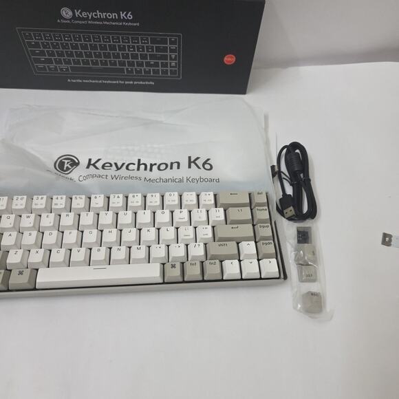 Keychron V6 Wired RGB Mechanical Keyboard, Hot-Swap, Knob, K Pro Red Switch - Picture 3 of 11